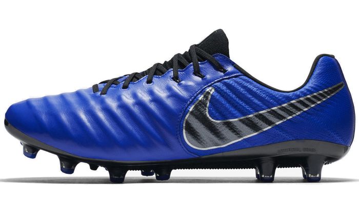 Футбольные бутсы Nike TIEMPO LEGEND 7 ELITE AG-PRO