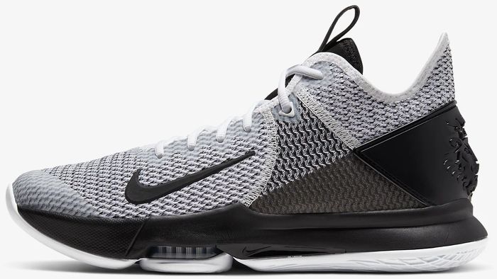Баскетбольные кроссовки Nike LEBRON WITNESS 4