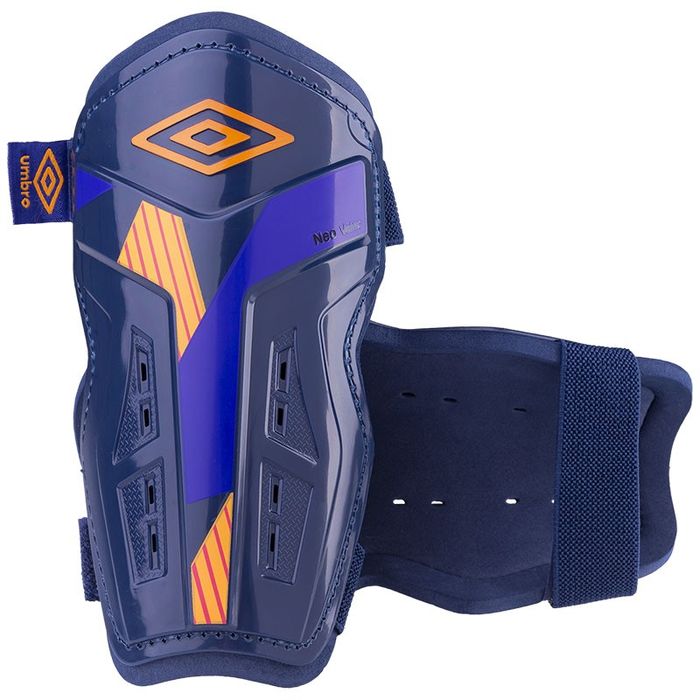 Umbro NEO VALOR SLIP Щитки футбольные