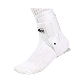 Mueller LITE ANKLE BRACE Бандаж на голеностоп